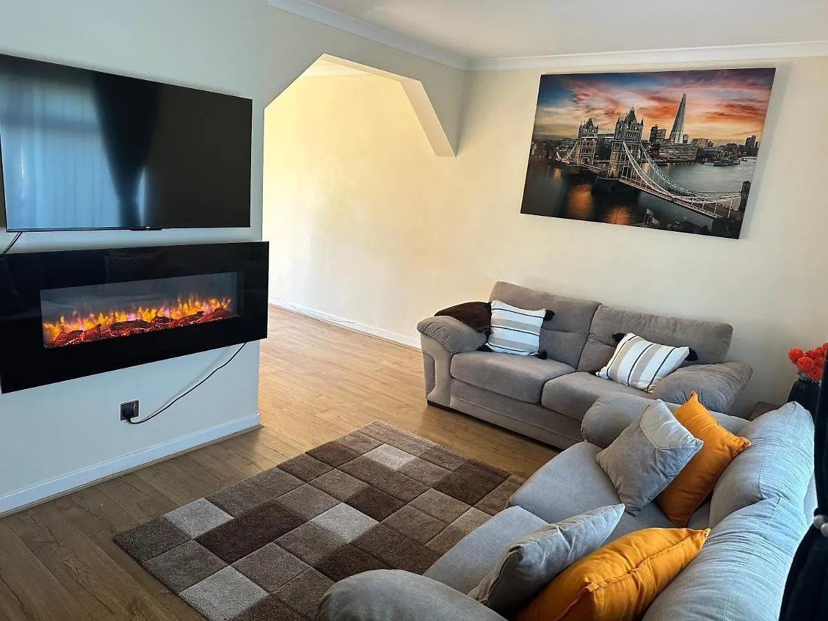 Hébergement de vacances Stunning Cozy Three Bedroom House Near Ari Aberdeen
